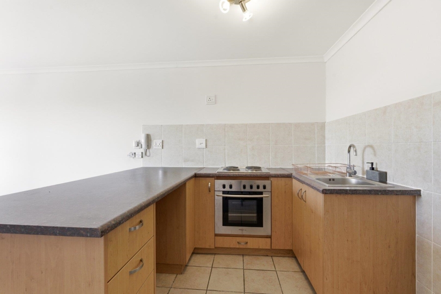 To Let 1 Bedroom Property for Rent in Salt River Western Cape